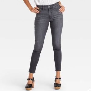 Universal Thread High Rise Skinny